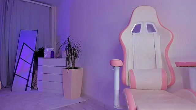 AnnaLunar online show from 10, 9, 2025