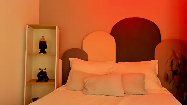 Snapshot of TaraCarson chatting on 25, 2, 2026 TaraCarson online show from 25, 2, 2026