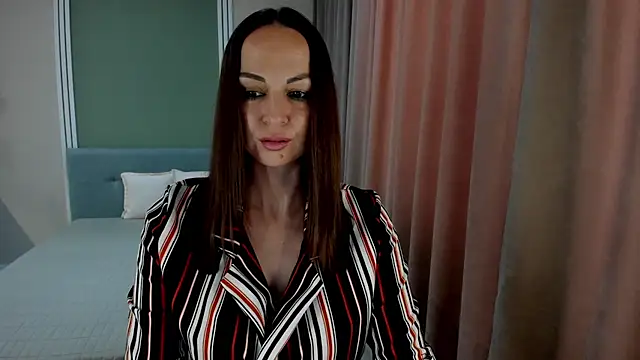 Amanda Goodwin  online show from 30, 6, 2026