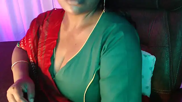 Snapshot of Prita07 chatting on 3, 12, 2025 Prita07 online show from 3, 12, 2025