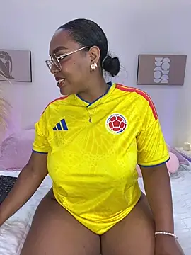 Esmeralda Duarte online show from 14, 6, 2026
