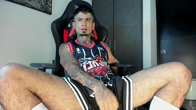 Snapshot of sergiio_mesa27 chatting on 5, 6, 2026 sergiio mesa27 online show from 5, 6, 2026