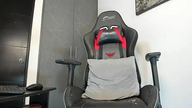 sergiio mesa27 online show from 1, 10, 2025