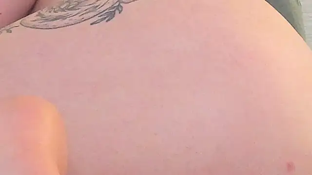 miel gomez online show from 19, 9, 2025