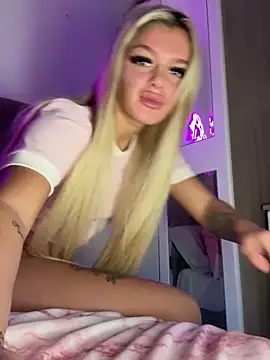 Snapshot of IrishTeenBarbie69 chatting on 19, 1, 2025 IrishTeenBarbie69 online show from 19, 1, 2025