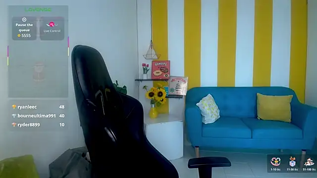 Cristal War online show from 4, 12, 2025