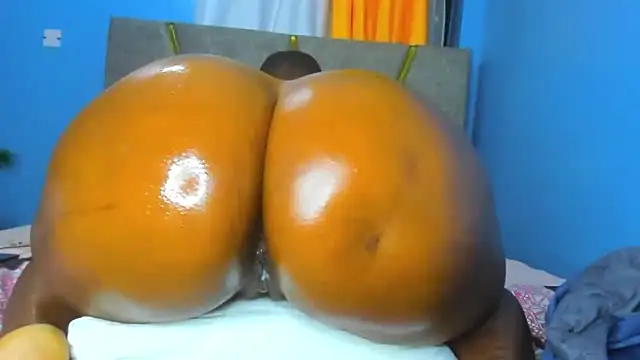 Natasha Spencer online show from 11, 9, 2025