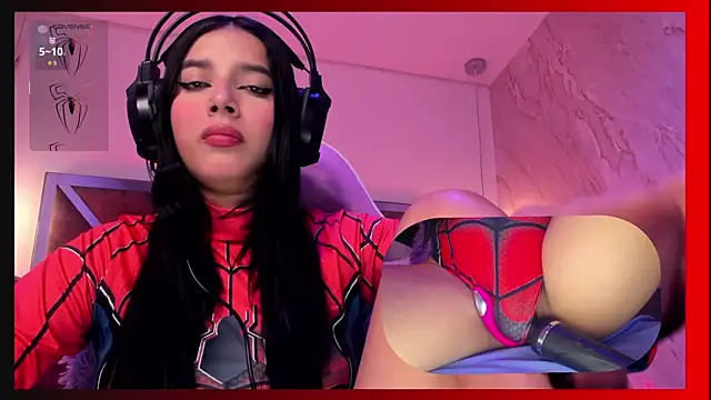 SweetieCloe  online show from 2, 4, 2026