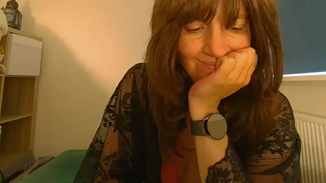 Ella Next Door online show from 31, 5, 2026