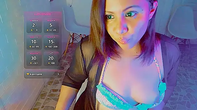 Snapshot of Camil2025 chatting on 10, 1, 2025 Camil2025 online show from 10, 1, 2025