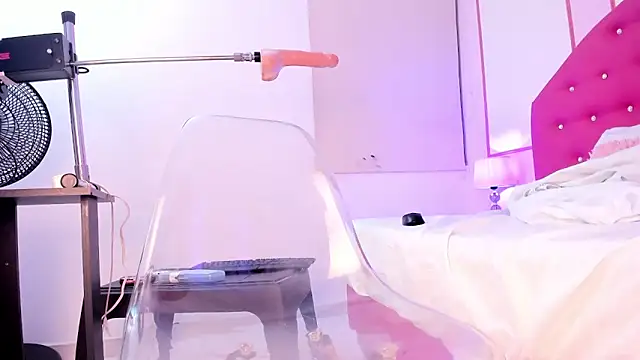 Snapshot of Miliaangeles chatting on 9, 3, 2025 Miliaangeles online show from 9, 3, 2025