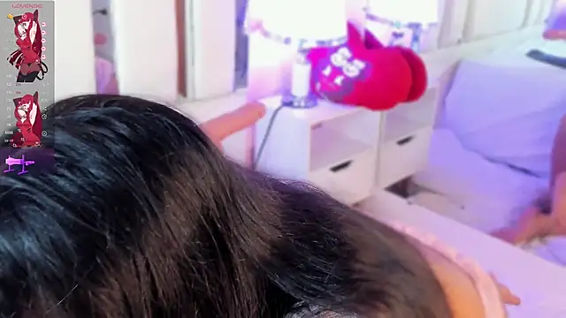 Snapshot of Miliaangeles chatting on 18, 10, 2025 Miliaangeles online show from 18, 10, 2025