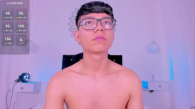 CodyTwink online show from 1, 10, 2025