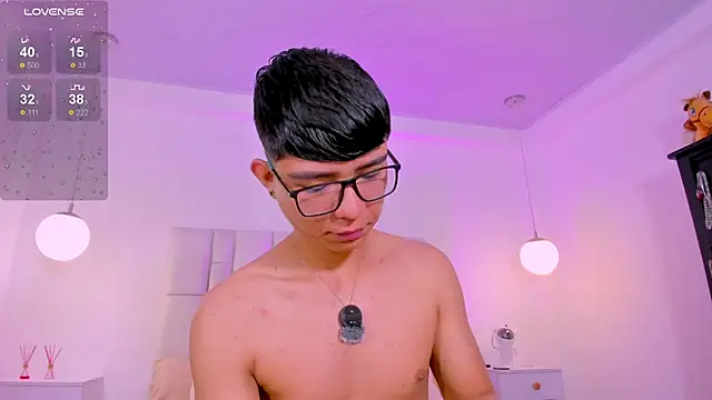 CodyTwink online show from 18, 6, 2026