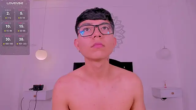 CodyTwink online show from 31, 10, 2025