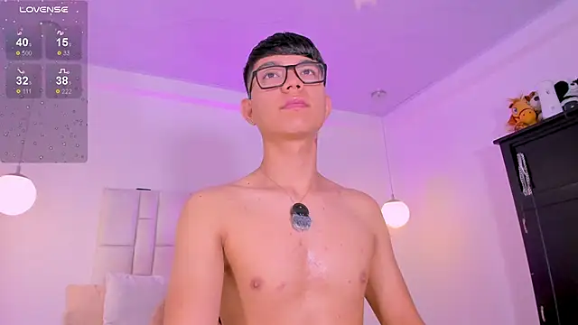 CodyTwink online show from 13, 5, 2026