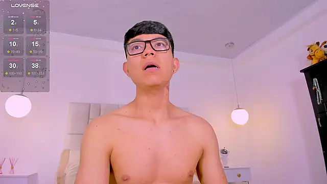 CodyTwink online show from 21, 6, 2026