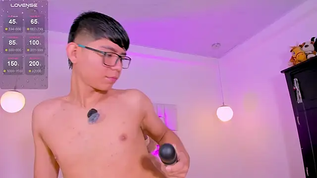 CodyTwink online show from 5, 5, 2026