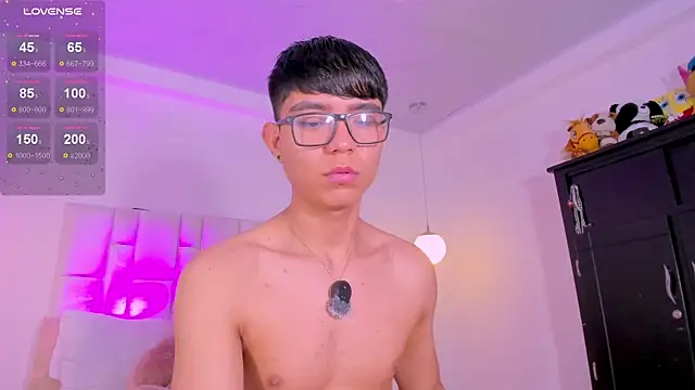 CodyTwink online show from 28, 4, 2026
