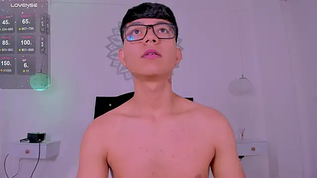 CodyTwink online show from 2, 10, 2025