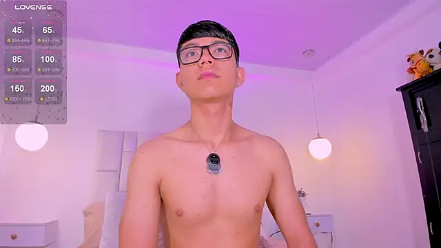 CodyTwink online show from 31, 5, 2026
