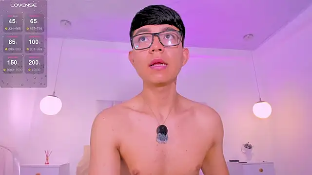 CodyTwink online show from 13, 6, 2026