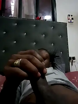 anowmenth online show from 26, 11, 2025