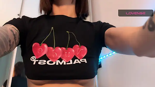 ellie miu online show from 18, 11, 2025