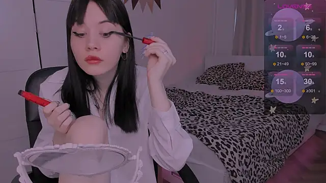 CoddleWeeper  online show from 26, 2, 2025