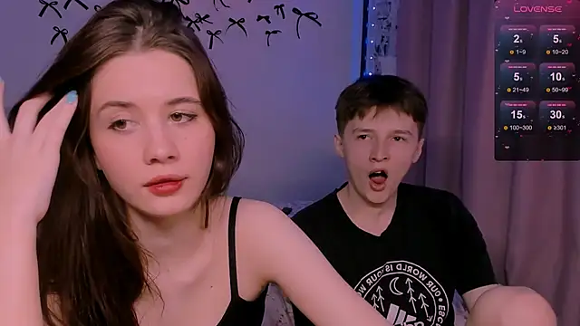 CoddleWeeper  online show from 12, 4, 2026