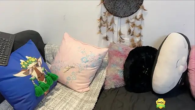 Snapshot of Unique-Beauty chatting on 24, 9, 2025 Unique-Beauty online show from 24, 9, 2025