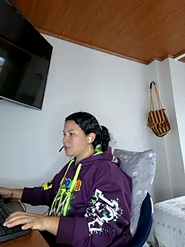 Selket11 online show from 5, 3, 2025