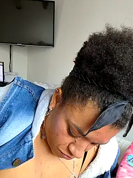 Selket11 online show from 10, 3, 2025