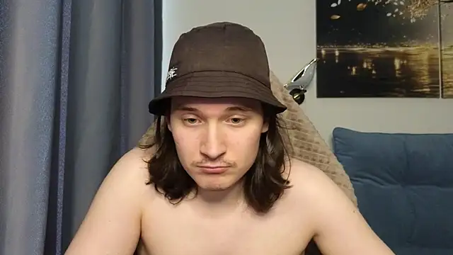 Snapshot of MoreRealAlex chatting on 6, 5, 2026 MoreRealAlex online show from 6, 5, 2026