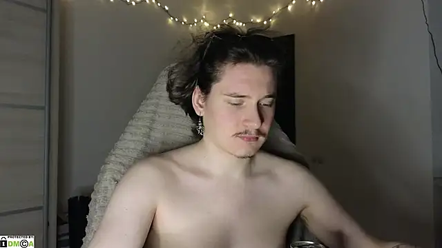 MoreRealAlex online show from 17, 9, 2025