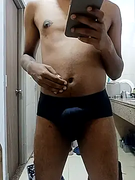 Snapshot of JerryJerome01 chatting on 4, 7, 2026 JerryJerome01 online show from 4, 7, 2026