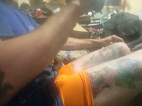 robeaulieu02 online show from 19, 10, 2025