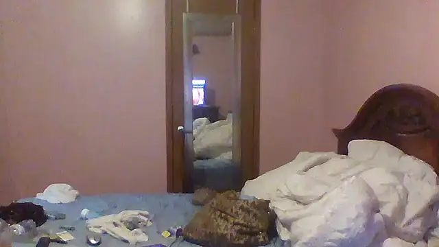 Snapshot of Mrunpredictableyouknow chatting on 22, 10, 2025 Mrunpredictableyouknow online show from 22, 10, 2025