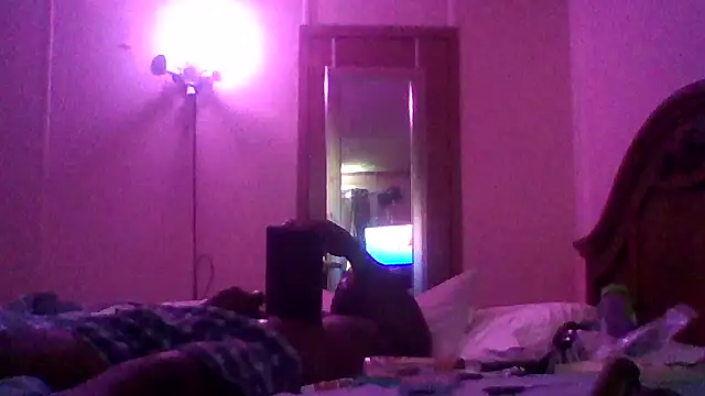 Snapshot of Mrunpredictableyouknow chatting on 22, 9, 2025 Mrunpredictableyouknow online show from 22, 9, 2025