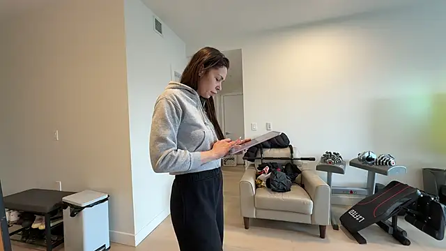 NattyFierros online show from 15, 4, 2026