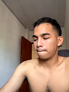 Boypolla11 online show from 13, 11, 2025