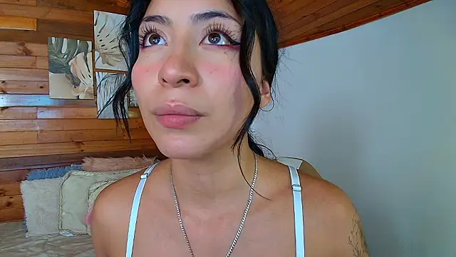 Snapshot of amber_curly chatting on 20, 2, 2026 amber curly online show from 20, 2, 2026