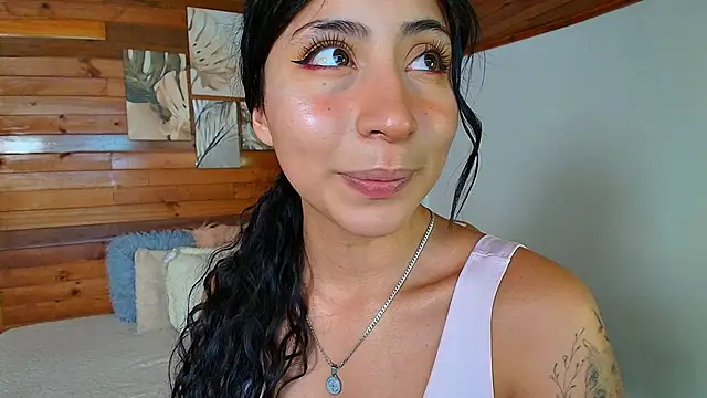 Snapshot of amber_curly chatting on 2, 3, 2026 amber curly online show from 2, 3, 2026