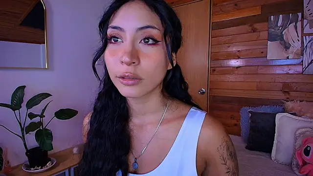 amber curly online show from 5, 5, 2026