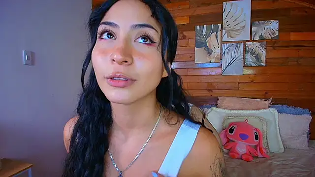 amber curly online show from 1, 4, 2026