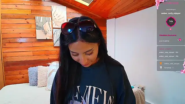 amber curly online show from 2, 10, 2025