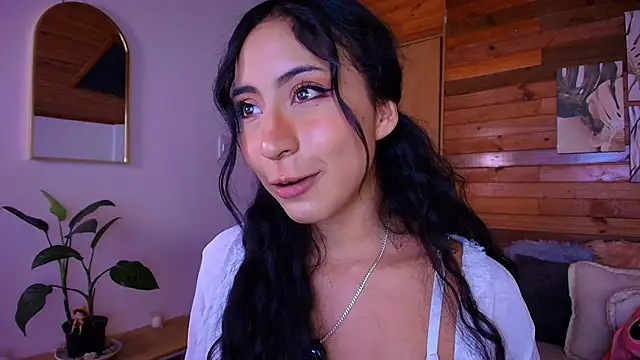amber curly online show from 17, 6, 2026