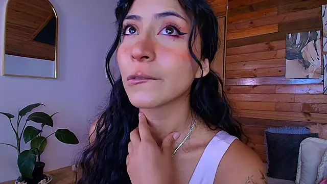amber curly online show from 25, 5, 2026