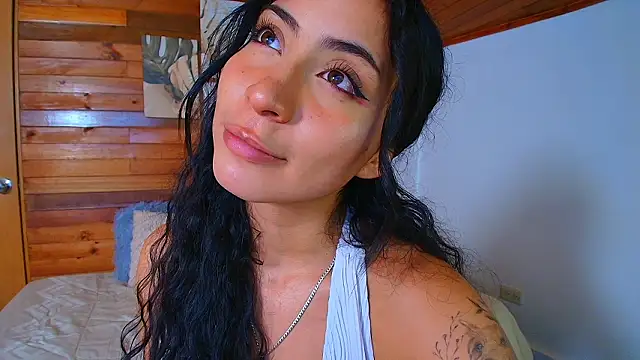 amber curly online show from 26, 3, 2026