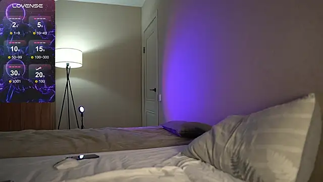 TaisonBrownX online show from 23, 9, 2025